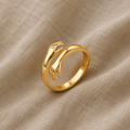 Hug Ring lasting embrace
