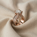 Luxurious crystal statement Ring