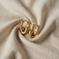 Elina – Earrings with balanced shapes
