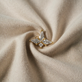 Laura – Fine Earrings