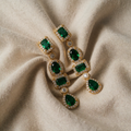 Tilde – Gold Earrings with Green Stones