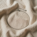 Silver-coloured delicate twisted necklace