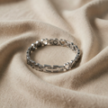 Elegant white gold bracelet with heart