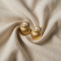 Toma – Gold Shell Earrings with Pearl Effect